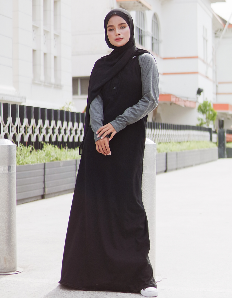 Raglan Maxi Dress in Black/Dark Misty Grey